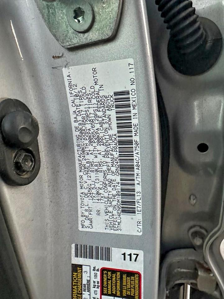 Toyota Tacoma Double Cab Image 10