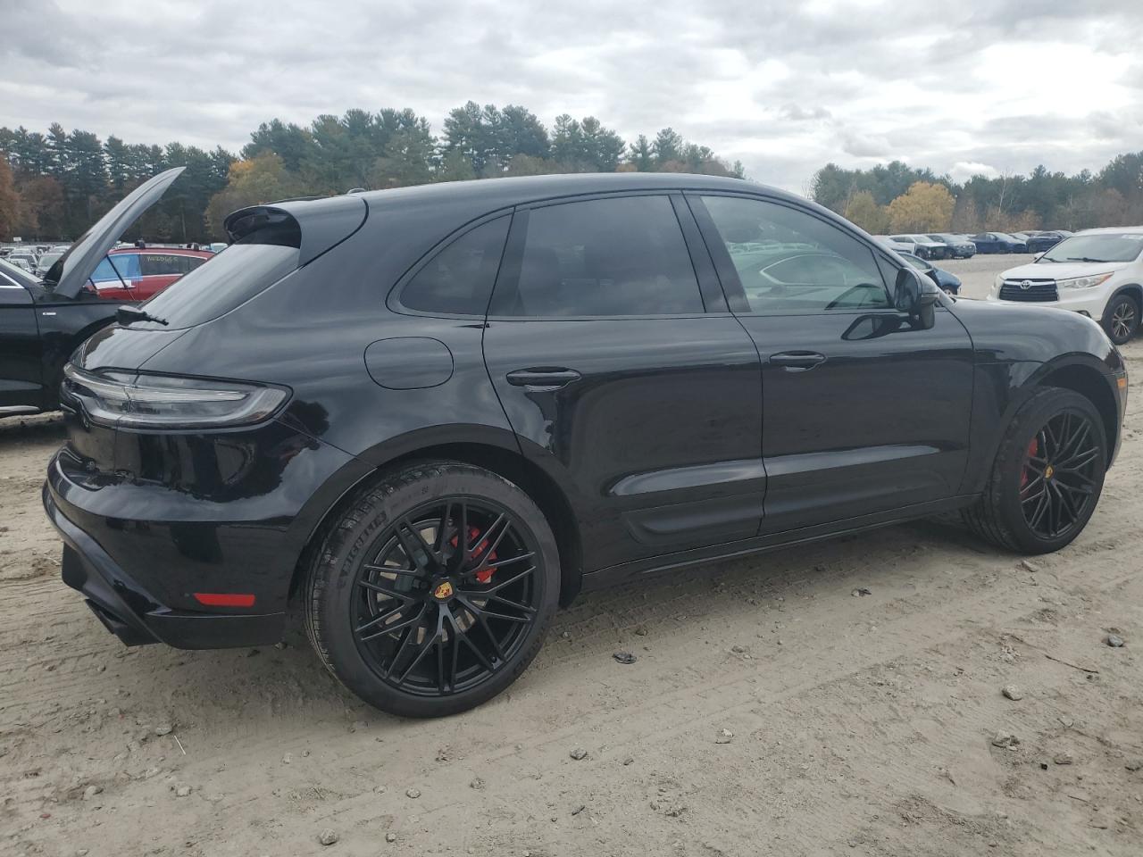 Porsche Macan Gts Image 3