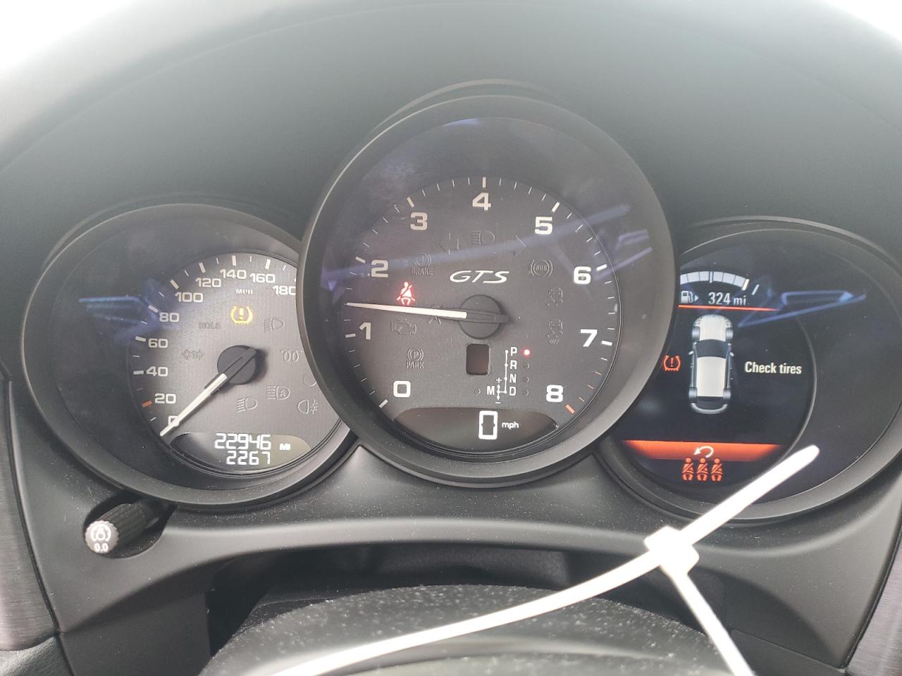 Porsche Macan Gts Image 6