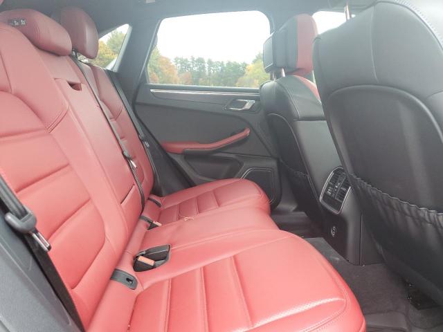 Porsche Macan Gts Image 11