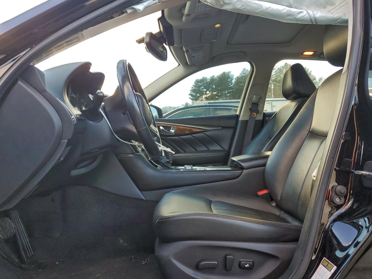 INFINITI Q50 Luxe Image 9