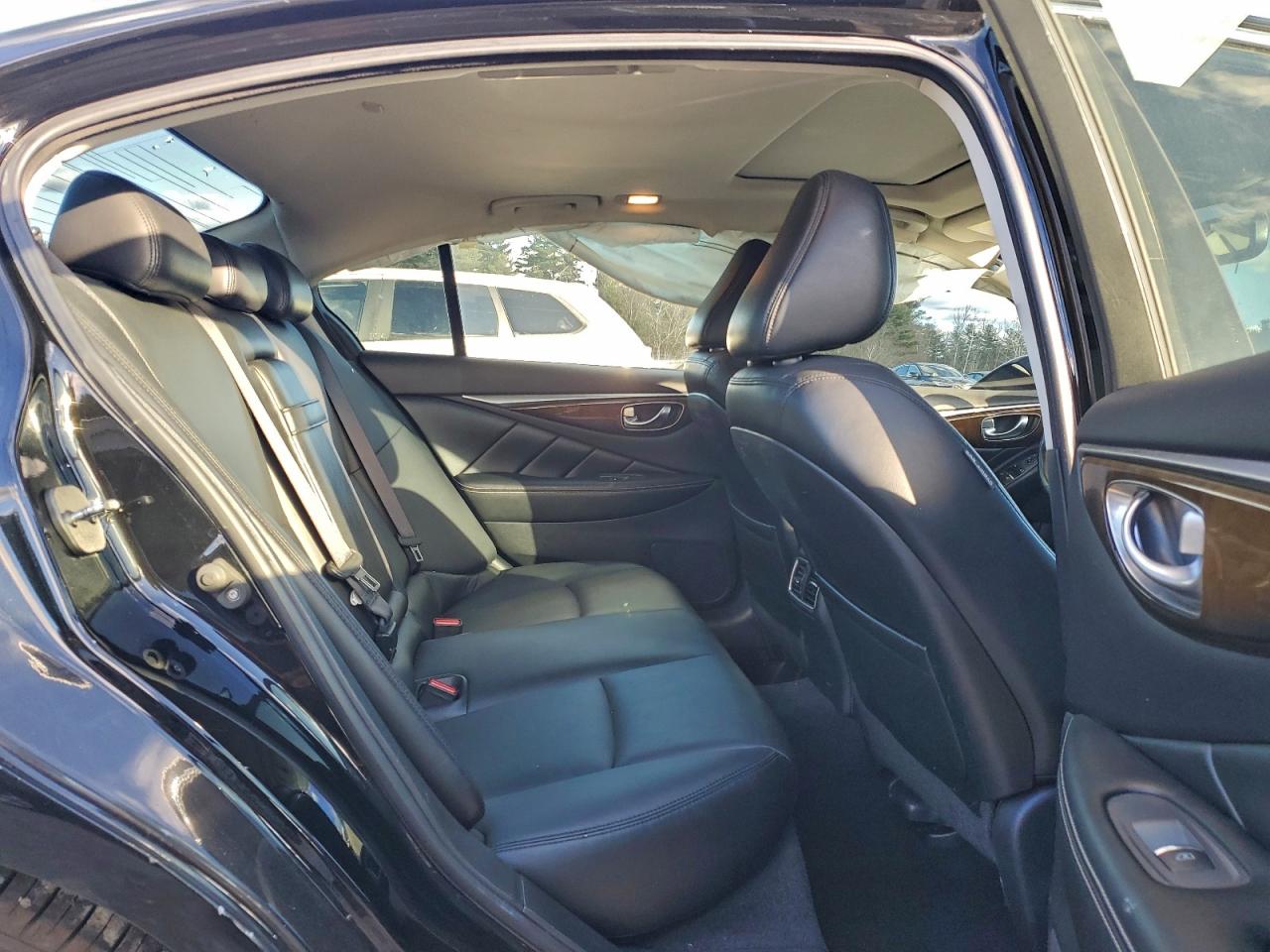INFINITI Q50 Luxe Image 7
