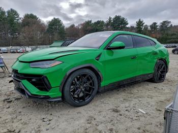  Salvage Lamborghini Urus Perfo
