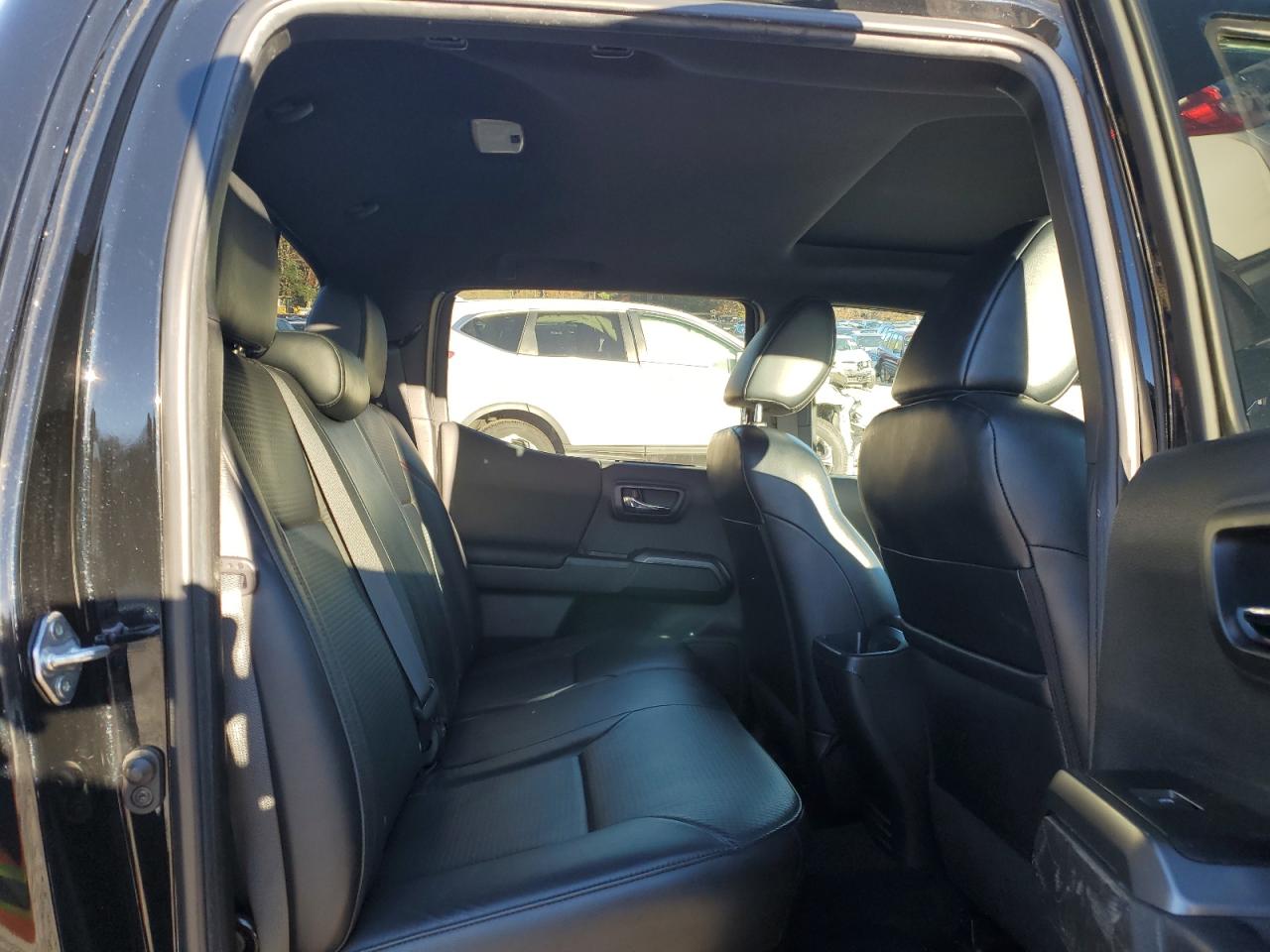 Toyota Tacoma Double Cab Image 7