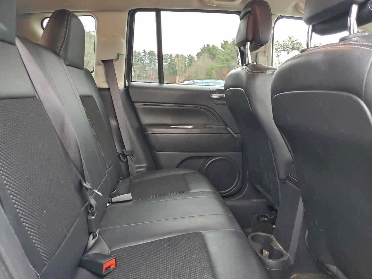 Jeep Compass Latitude Image 8