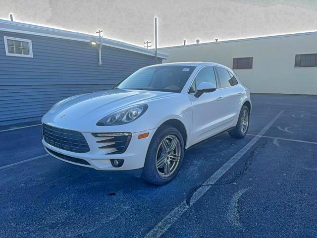 Porsche Macan S Image 2