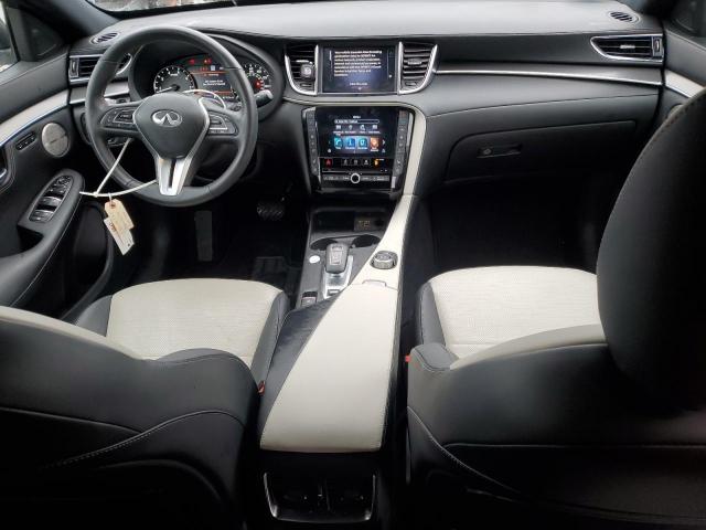 INFINITI Qx Essential Image 11