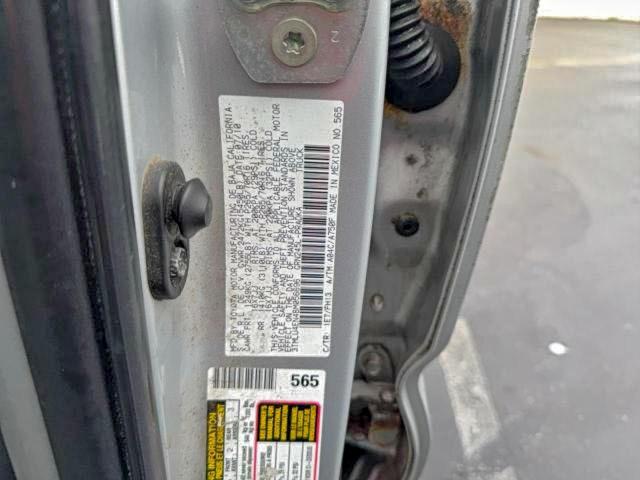 Toyota Tacoma Double Cab Image 8