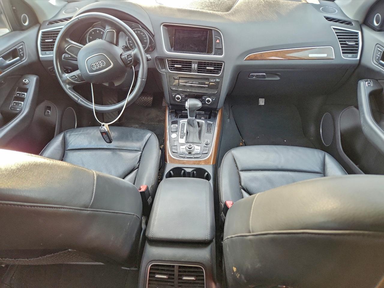 Audi Q5 Premium Plus Image 10