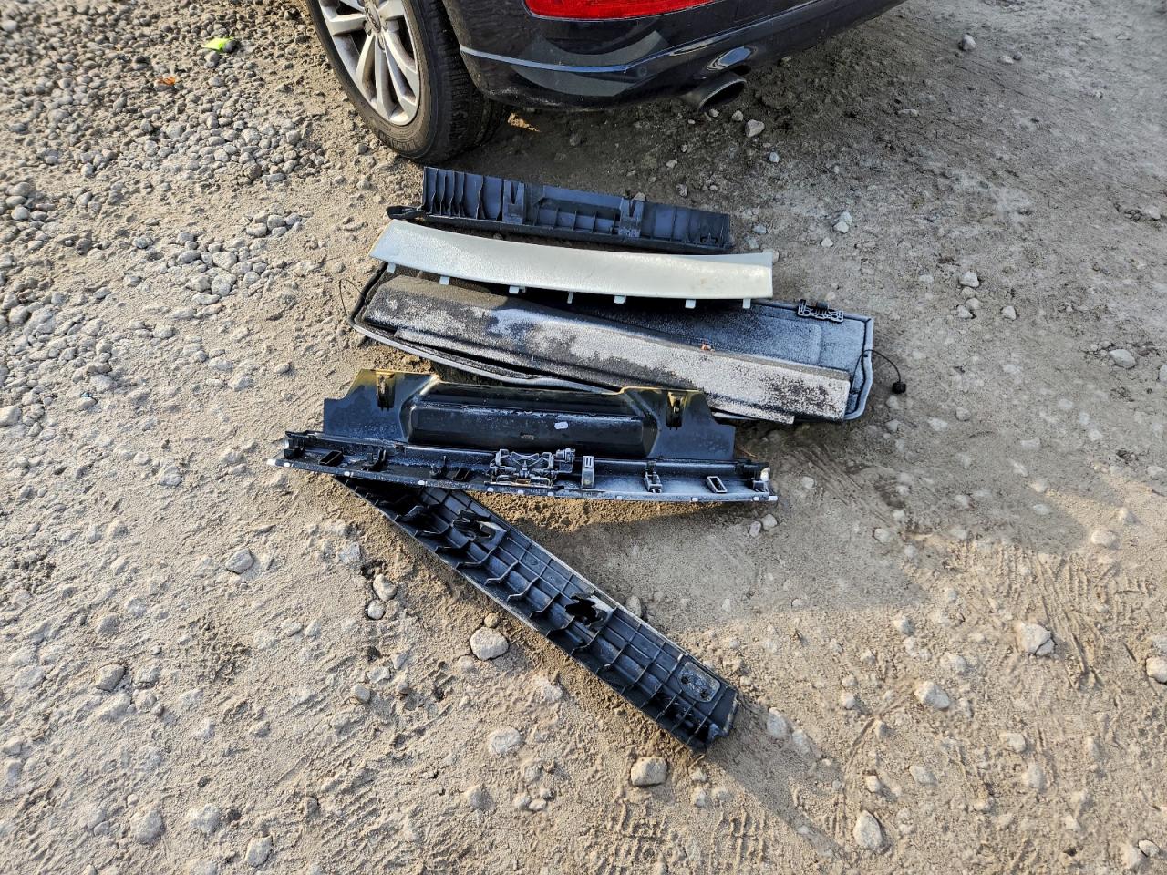 Audi Q5 Premium Plus Image 12