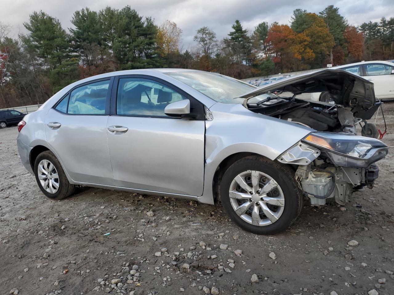 Toyota Corolla L Image 4
