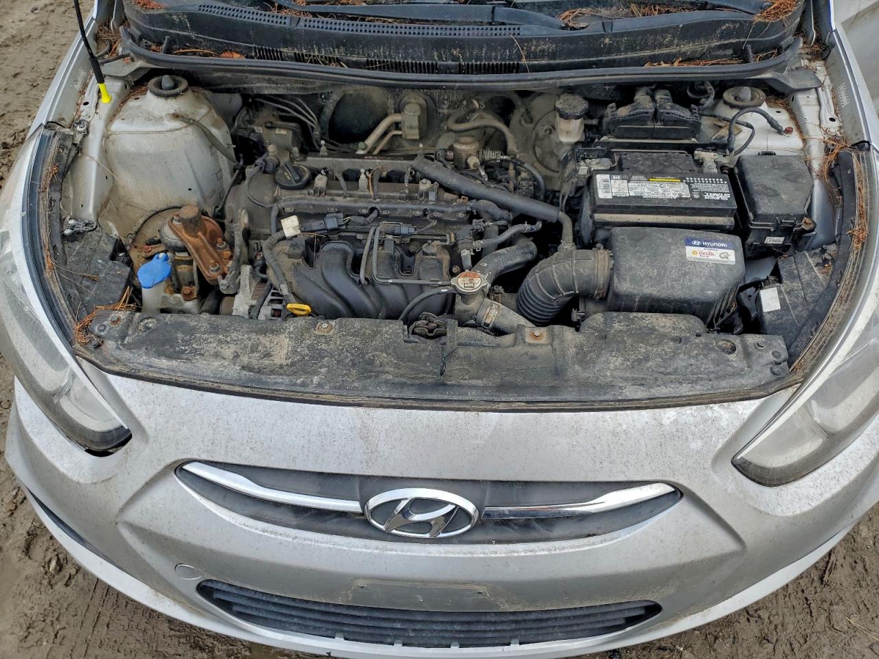 Hyundai ACCENT Se Image 10