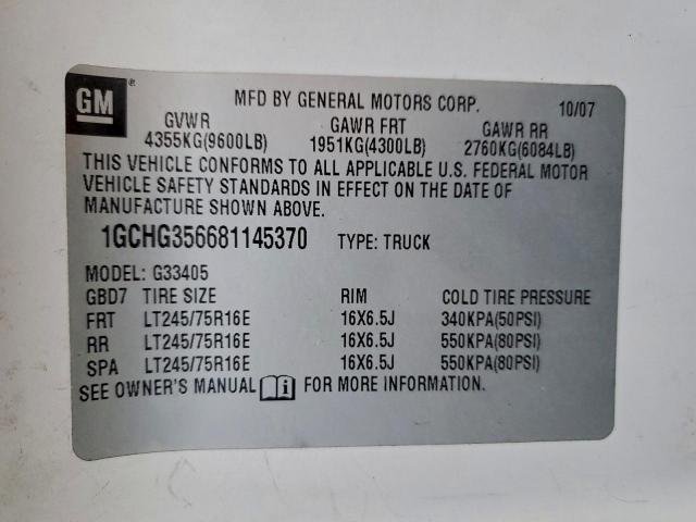 Chevrolet Express Image 11