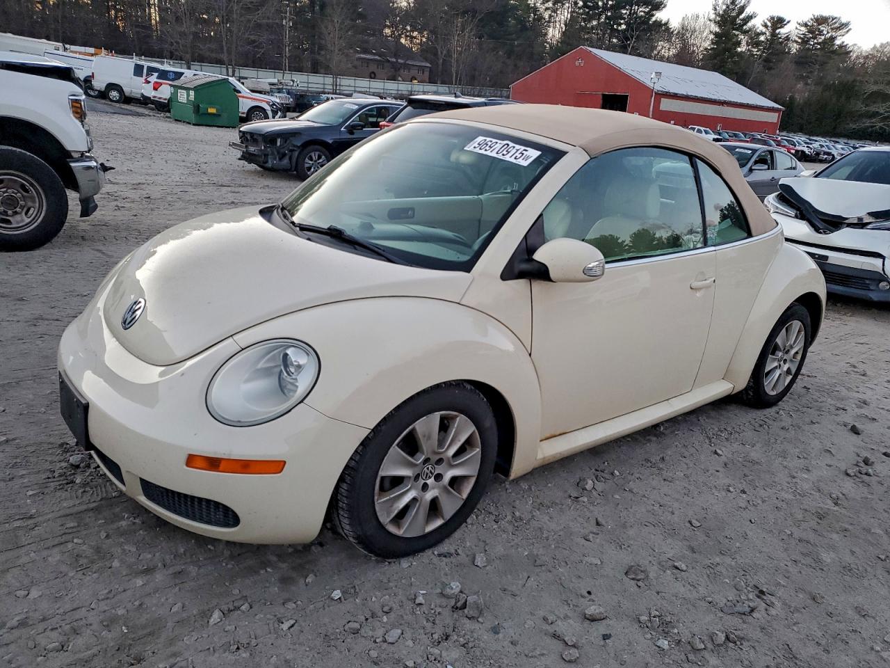 Volkswagen Beetle S Image 1