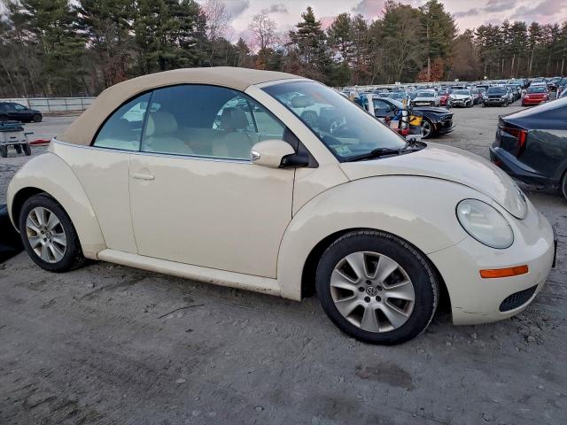 Volkswagen Beetle S Image 2
