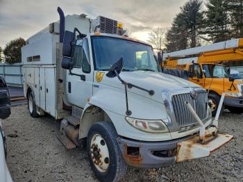  Salvage International 4300