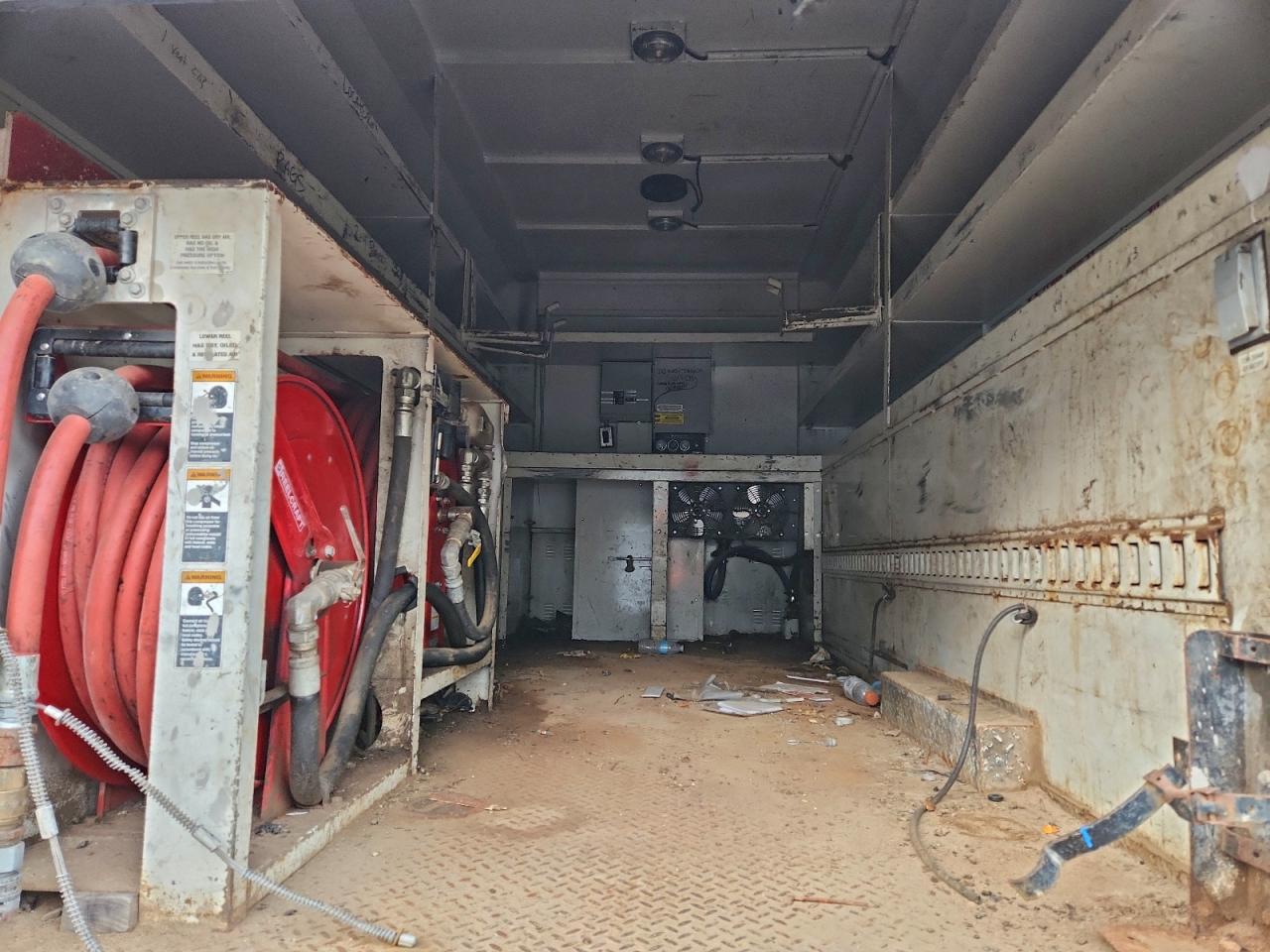 International 4300 4300 Image 7