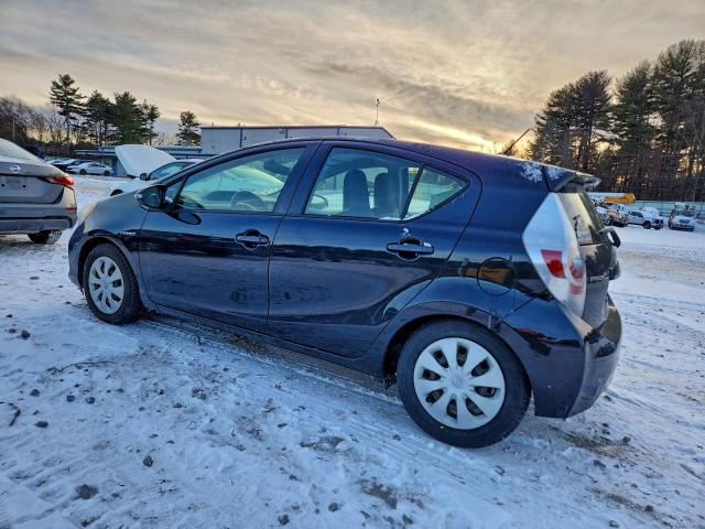 Toyota Prius Image 6