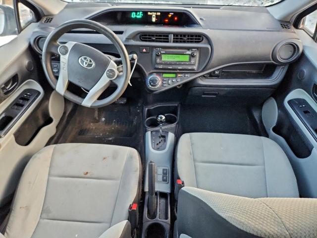 Toyota Prius Image 5