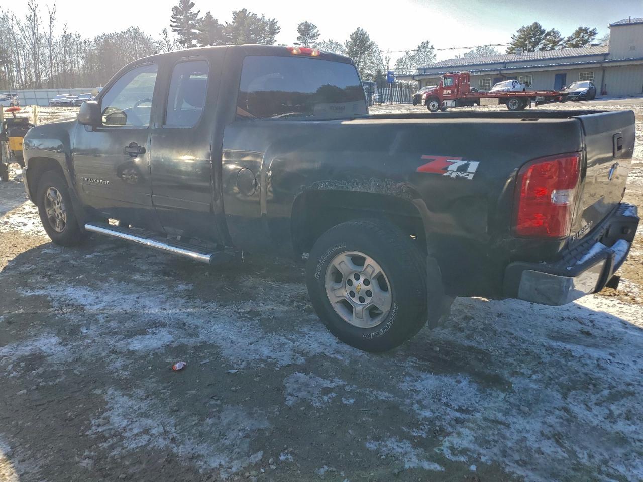 Chevrolet Silverado K1500 Image 12