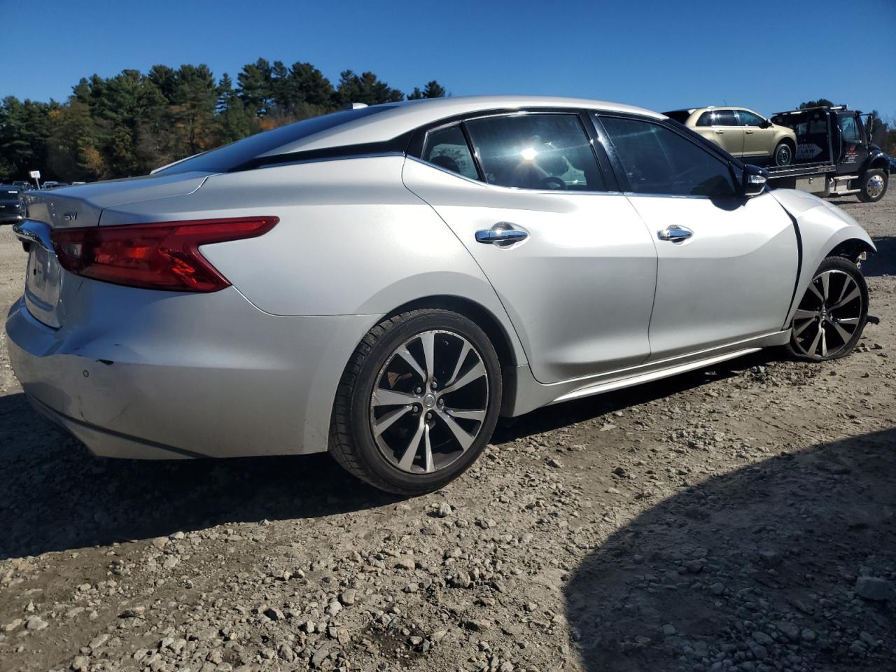 Nissan Maxima 3.5s Image 4