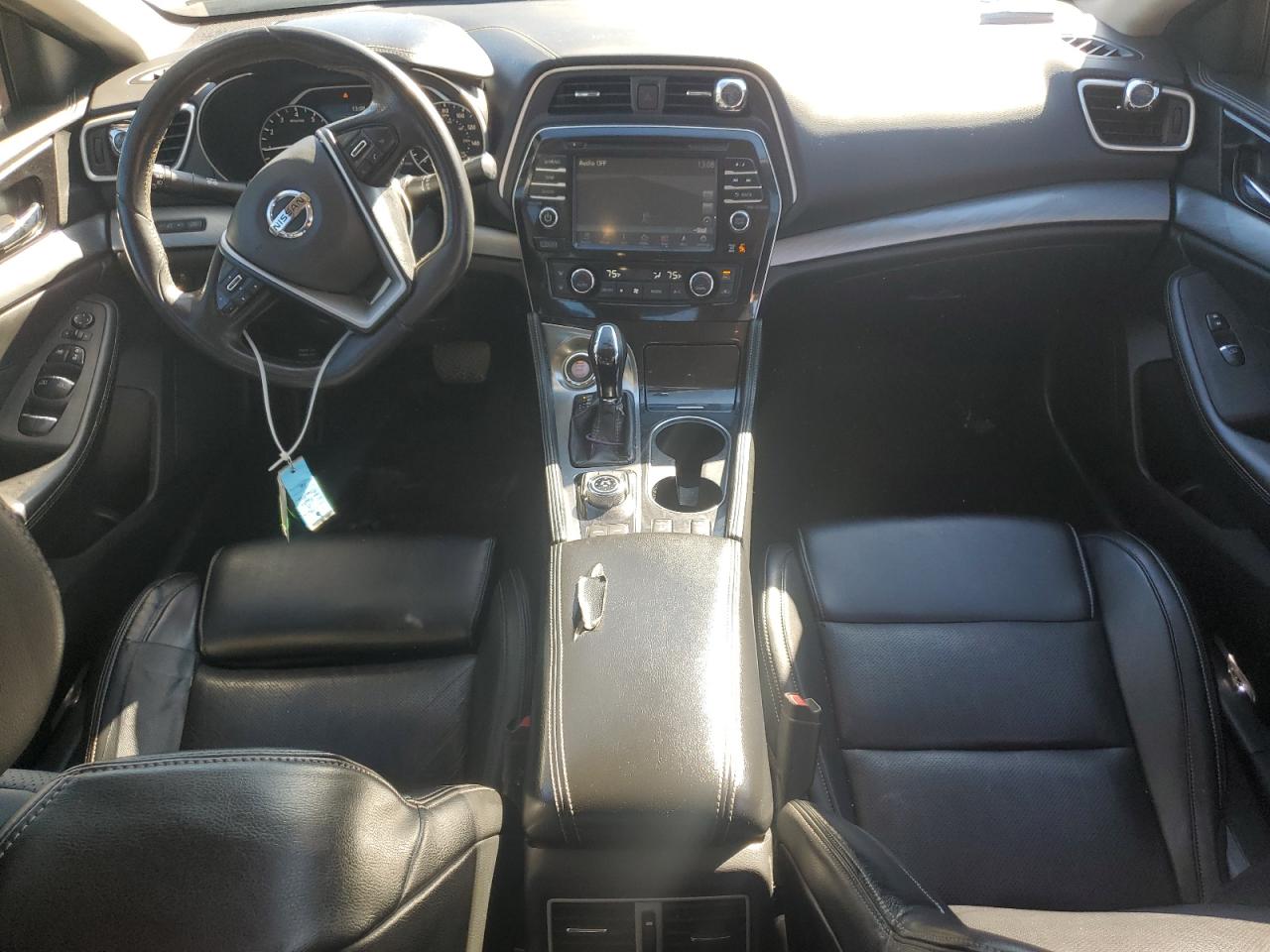 Nissan Maxima 3.5s Image 5