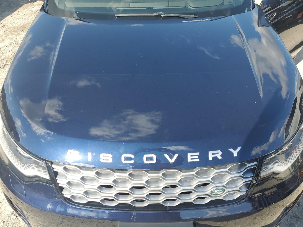 Land Rover Discovery Metropolitan Edition Image 8