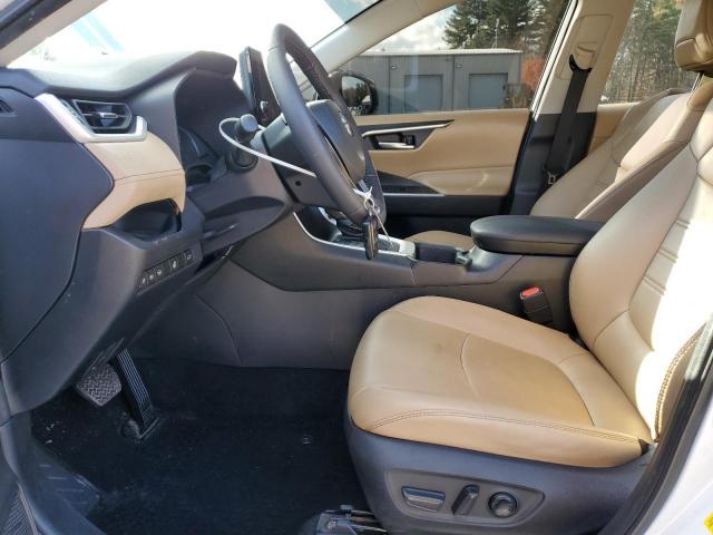 Toyota RAV4 Xle Premium Image 5