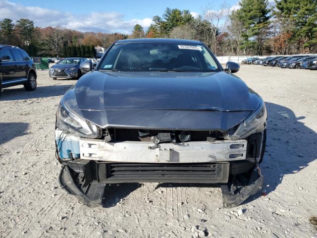 Nissan Altima Sv Image 6