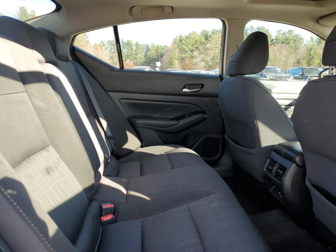 Nissan Altima Sv Image 10