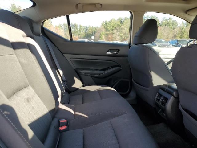 Nissan Altima Sv Image 10