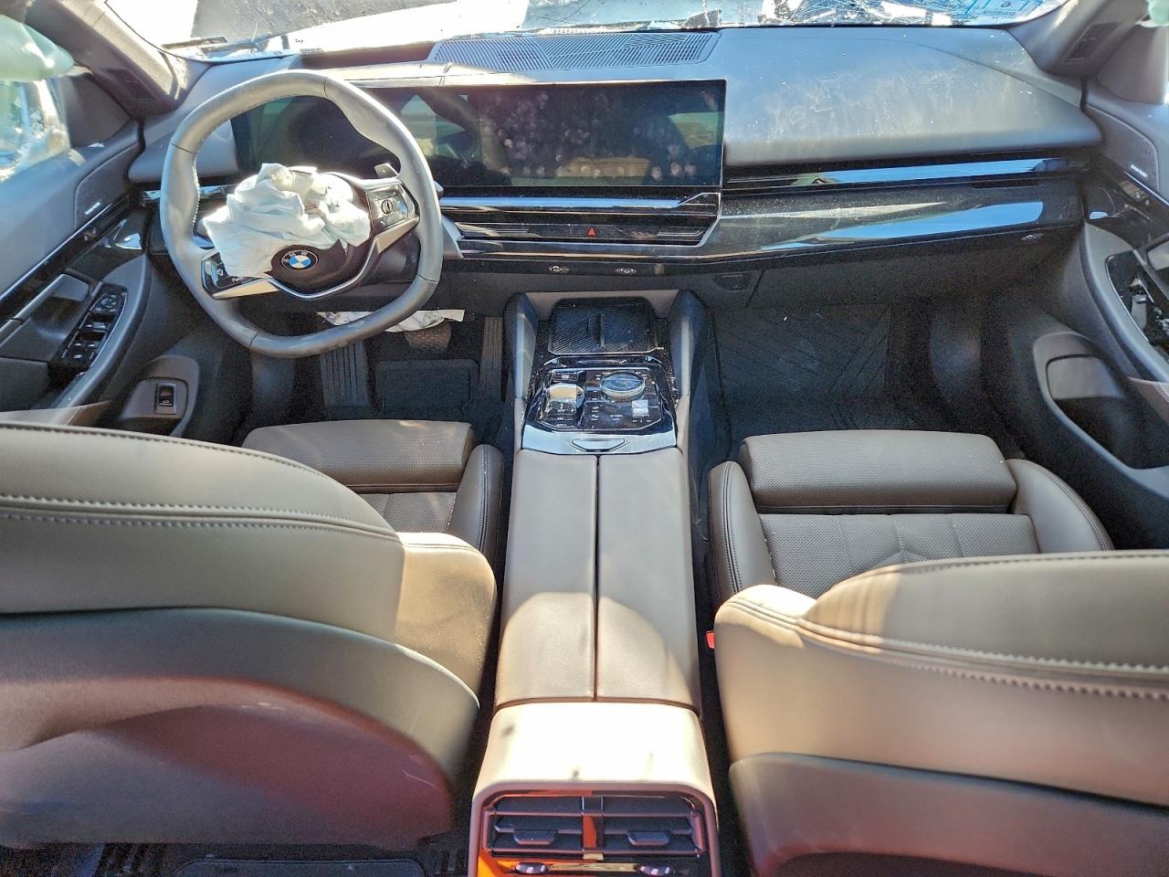 BMW 5 Series Xi Image 3