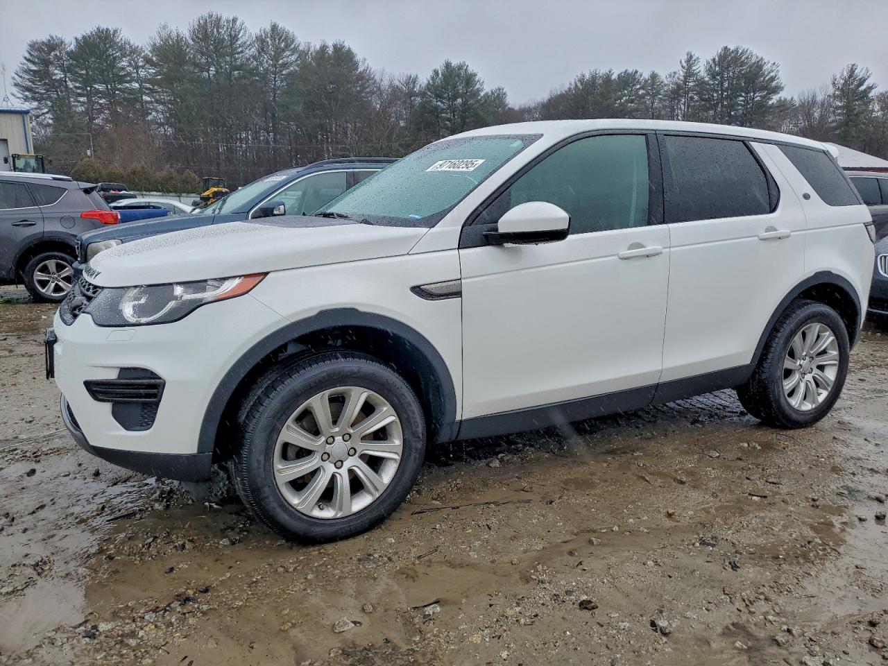 Land Rover Discovery Se Image 1