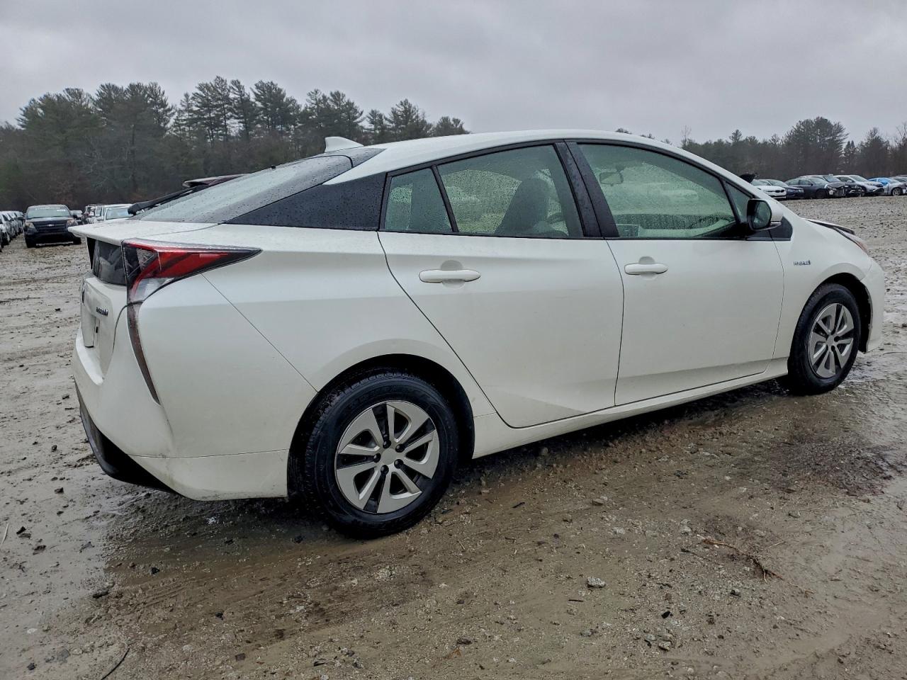 Toyota Prius Image 2
