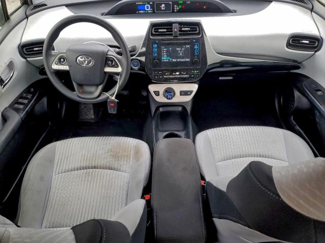 Toyota Prius Image 11