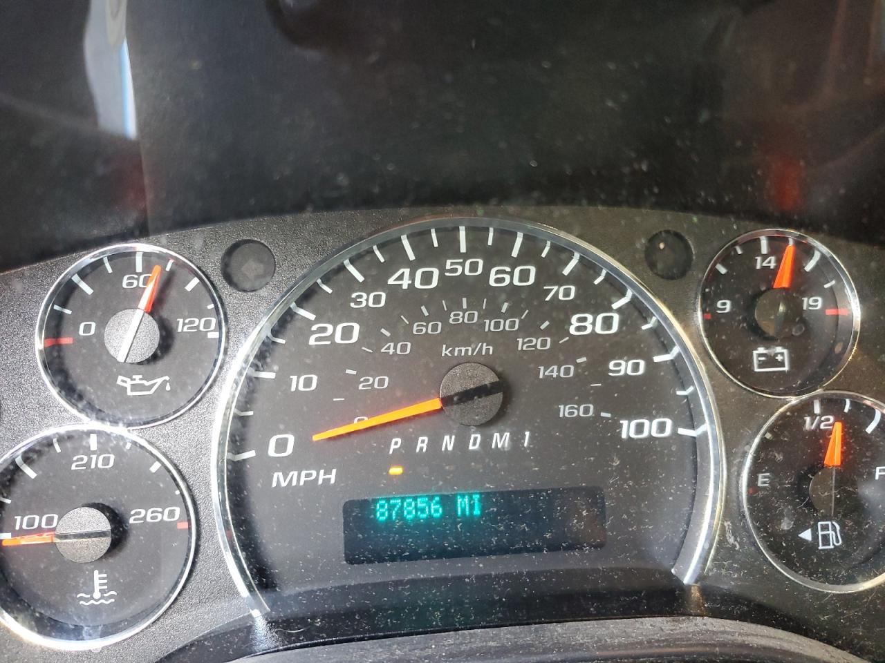 GMC Savana G2500 Image 7