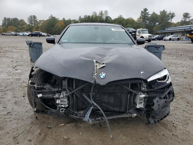 BMW 5 Series Xi Image 10