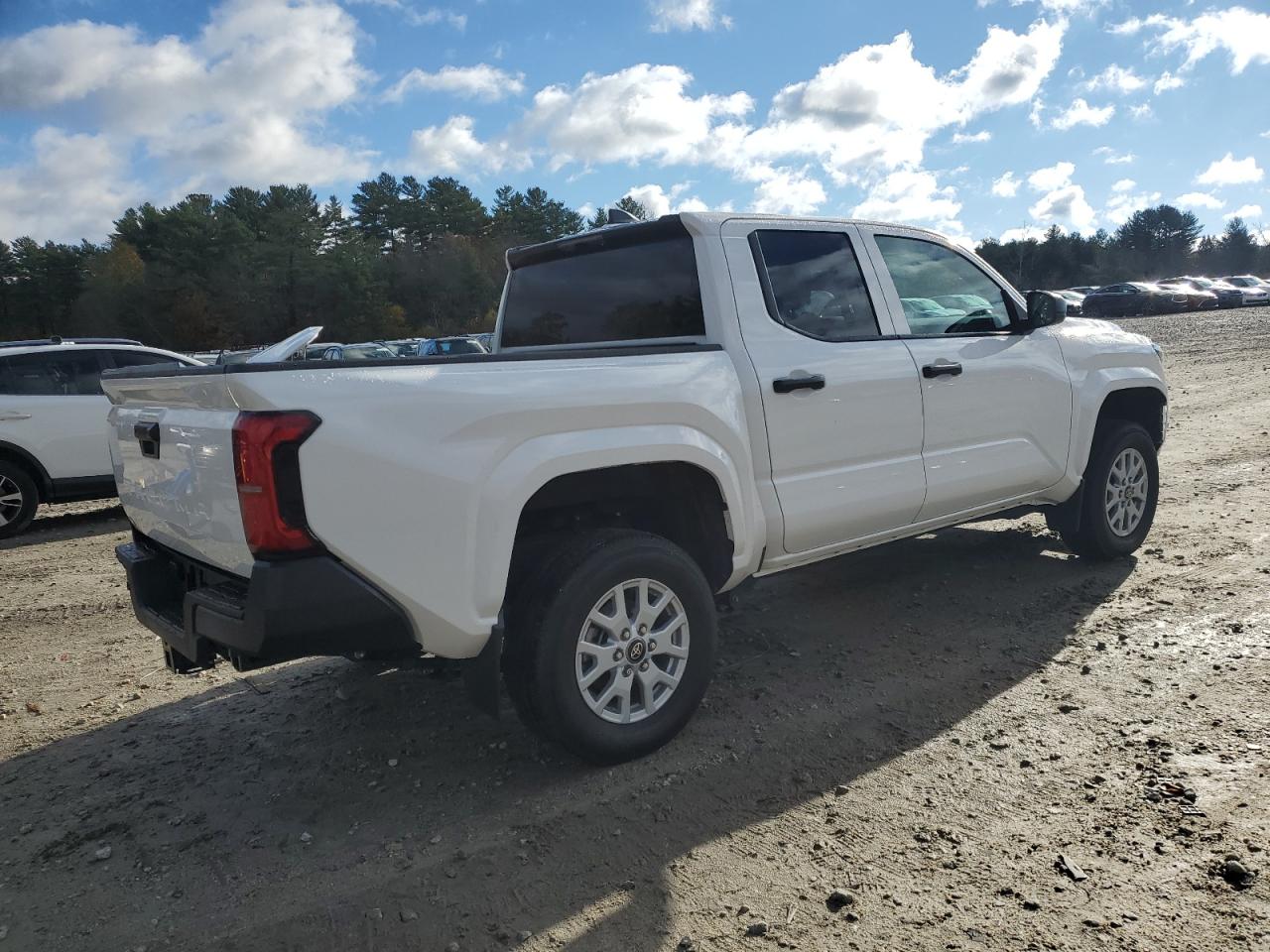 Toyota Tacoma Double Cab Image 3