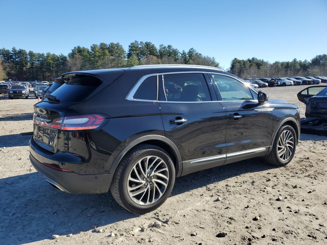 Lincoln Nautilus Reserve Image 2