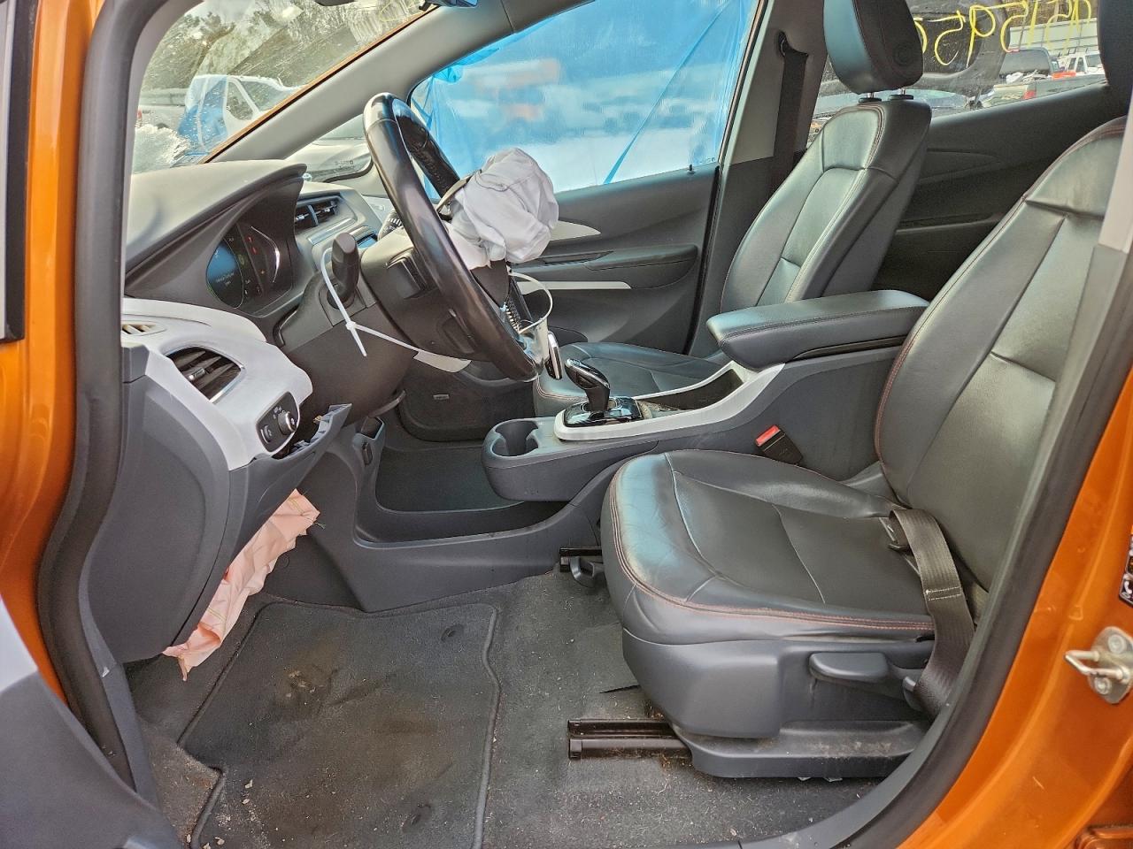 Chevrolet Bolt Premier Image 6