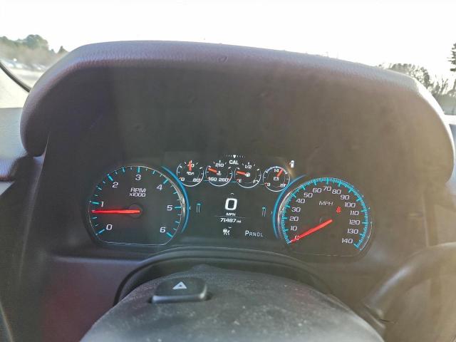 GMC Yukon Denali Image 13