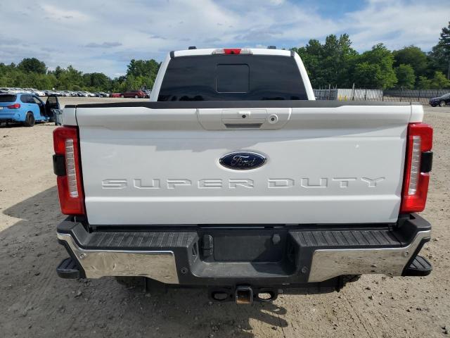 Ford F-250 Super Duty Image 11