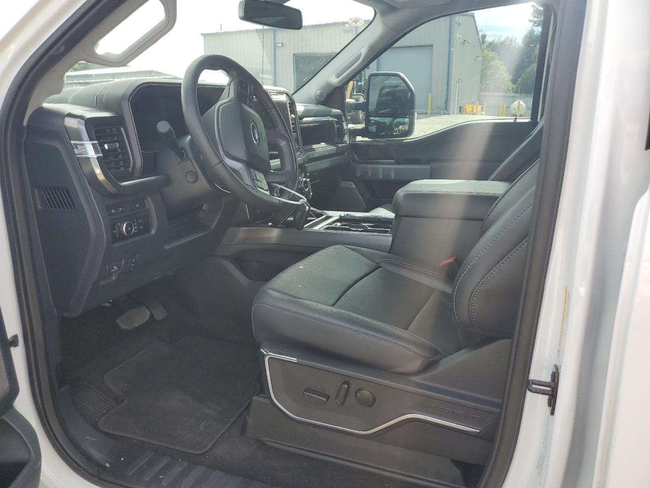 Ford F-250 Super Duty Image 6