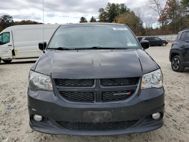 Dodge Caravan R/t Image 5