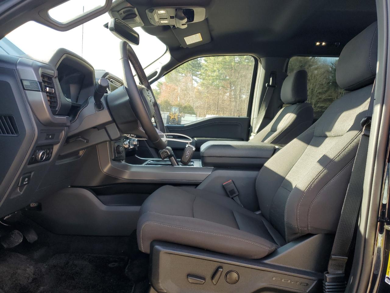 Ford F-150 Xlt Image 11