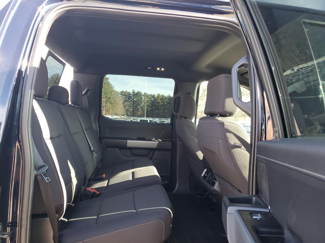 Ford F-150 Xlt Image 7