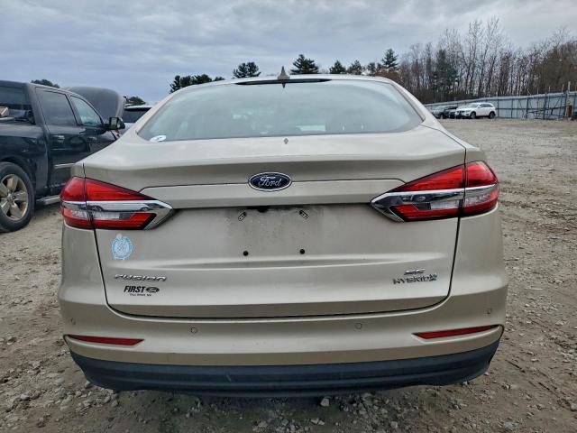 Ford Fusion Se Image 6