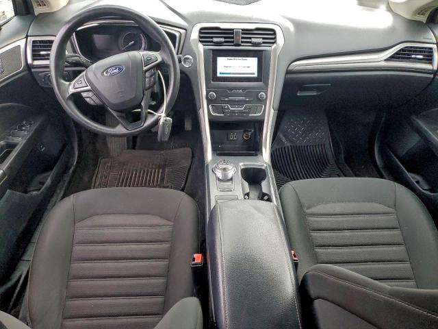 Ford Fusion Se Image 8