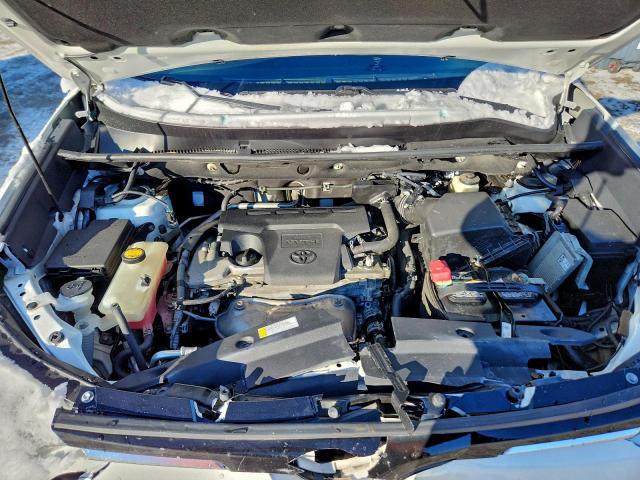 Toyota RAV4 Xle Image 2