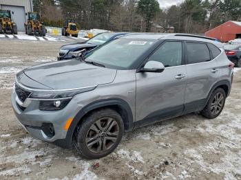  Salvage Kia Seltos